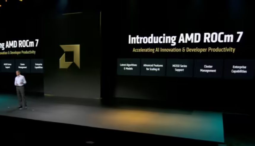 AMD 發(fā)布 ROCm 7，DeepSeek R1 推理性能提升 3.8 倍